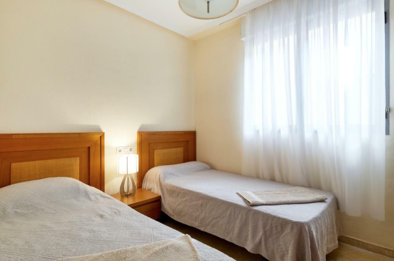 Sea Front Callas De Torrevieja Apartman Kültér fotó